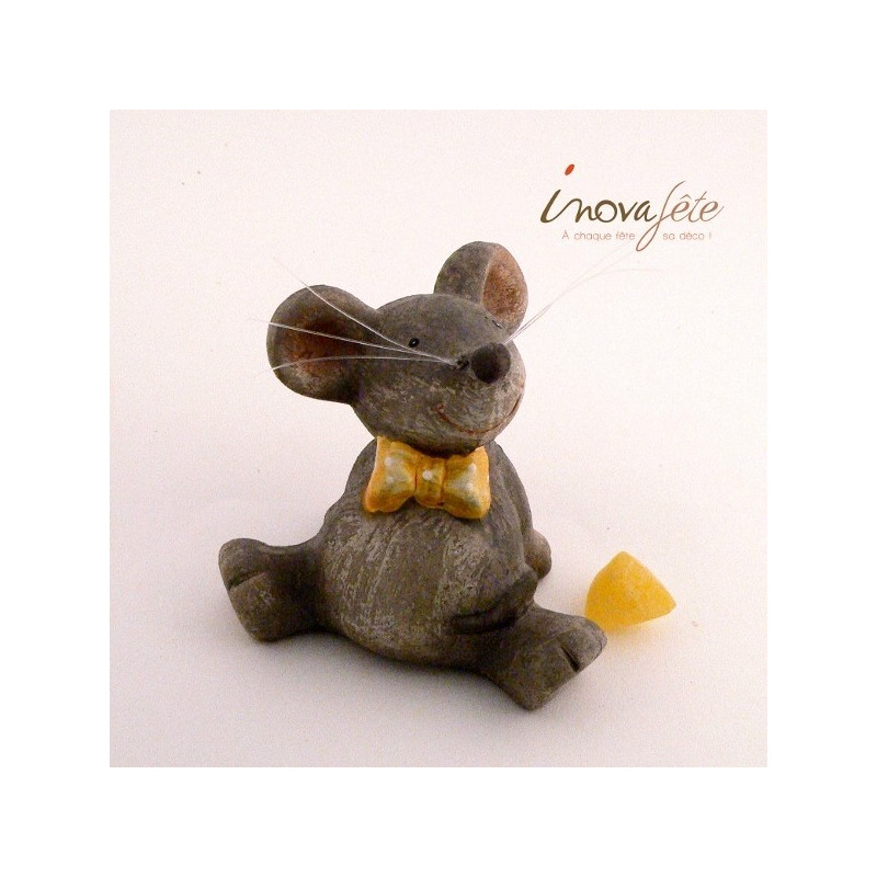 Centre de table souris assise, décor de table très original Centre de table souris assise, décor de table très original