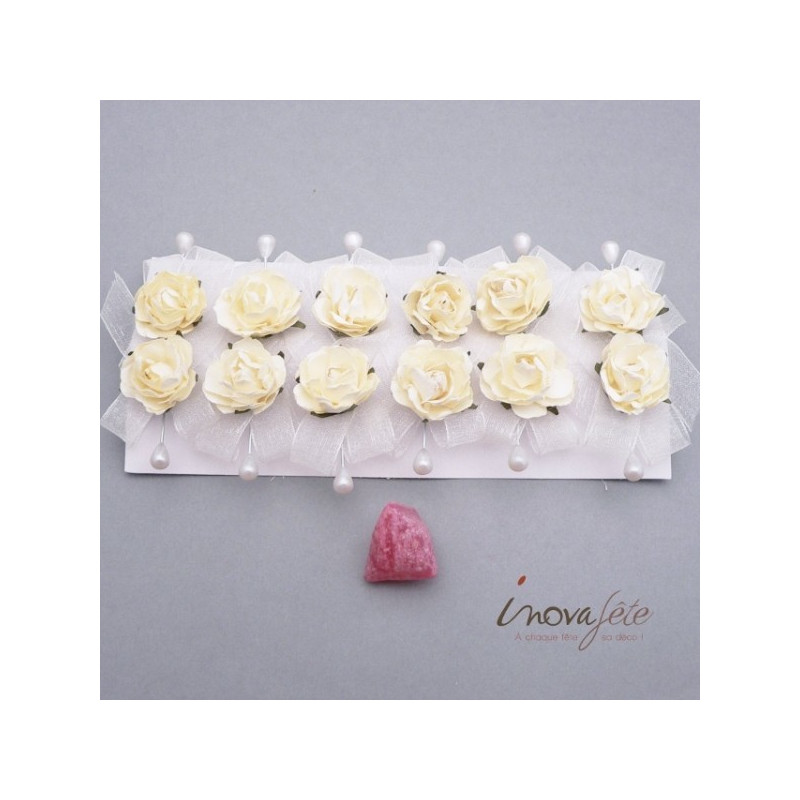Epingle rose ivoire /12, une décoration de mariage tout en finesse Epingle rose ivoire /12, une décoration de mariage tout en finesse