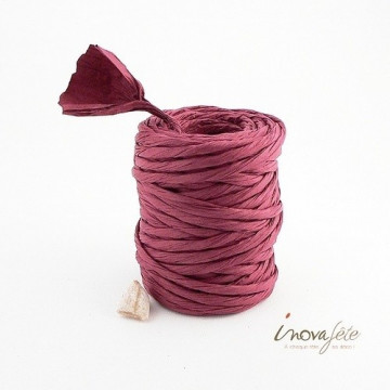 Corde de papier bordeaux