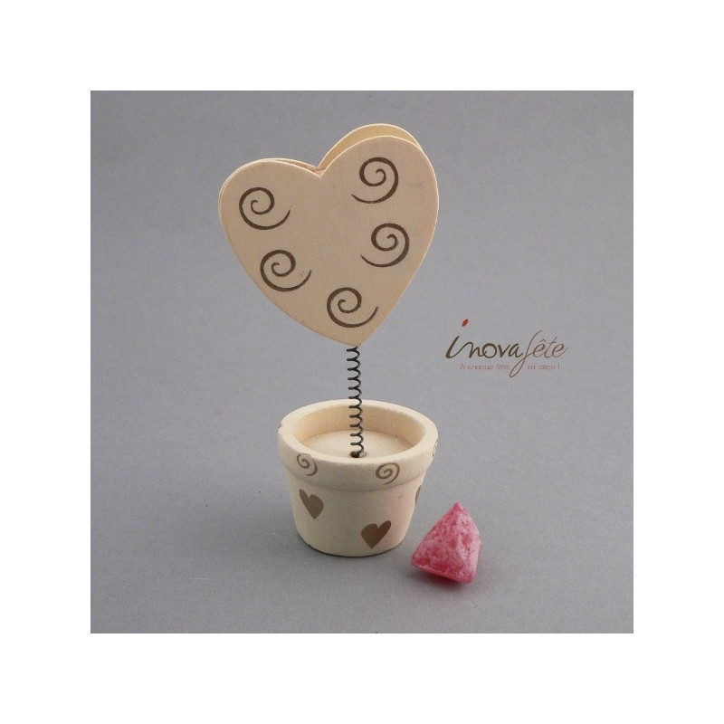 Pince coeur en pot ivoire/or, une décoration de table danniversaire mariage Pince coeur en pot ivoire/or, une décoration de table danniversaire mariage