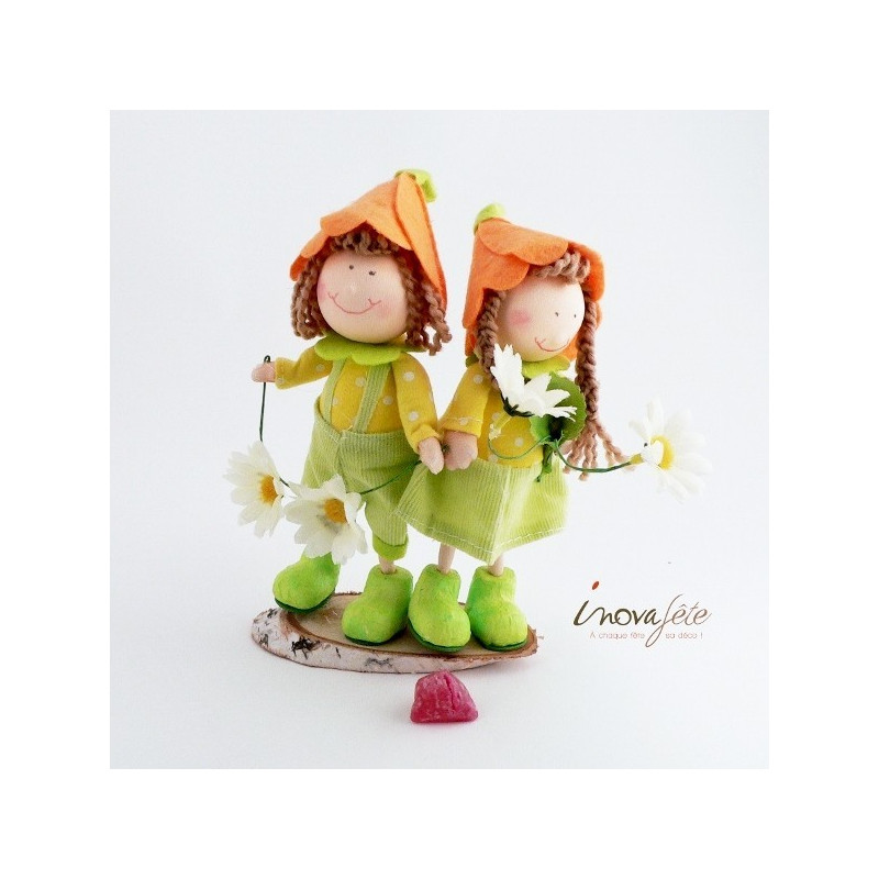 Couple denfants sur socle Couple denfants sur socle