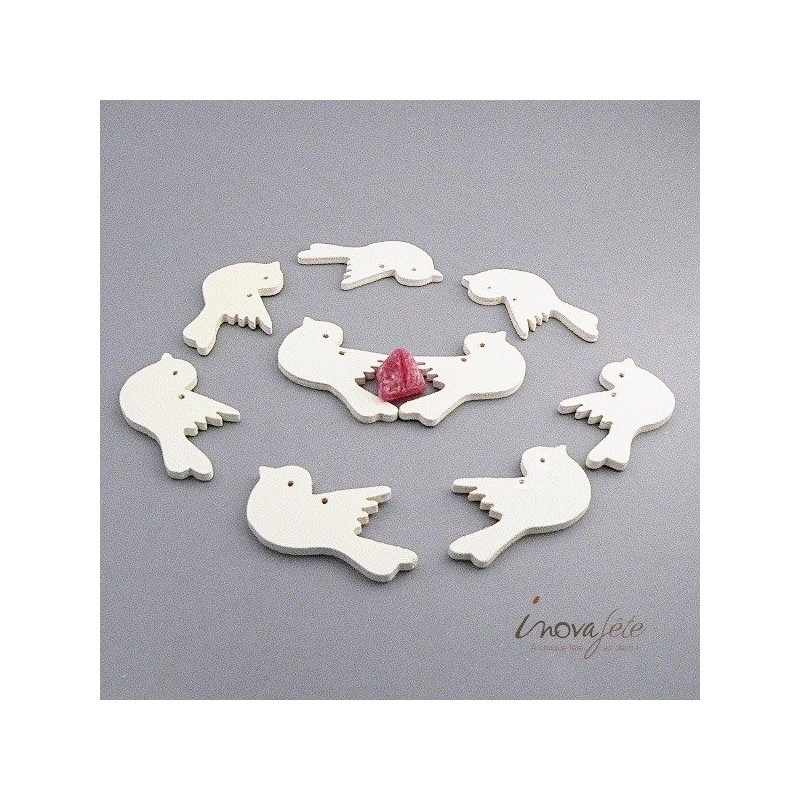 Oiseau en bois blanc /9, le marque-place original de votre mariage Oiseau en bois blanc /9, le marque-place original de votre mariage